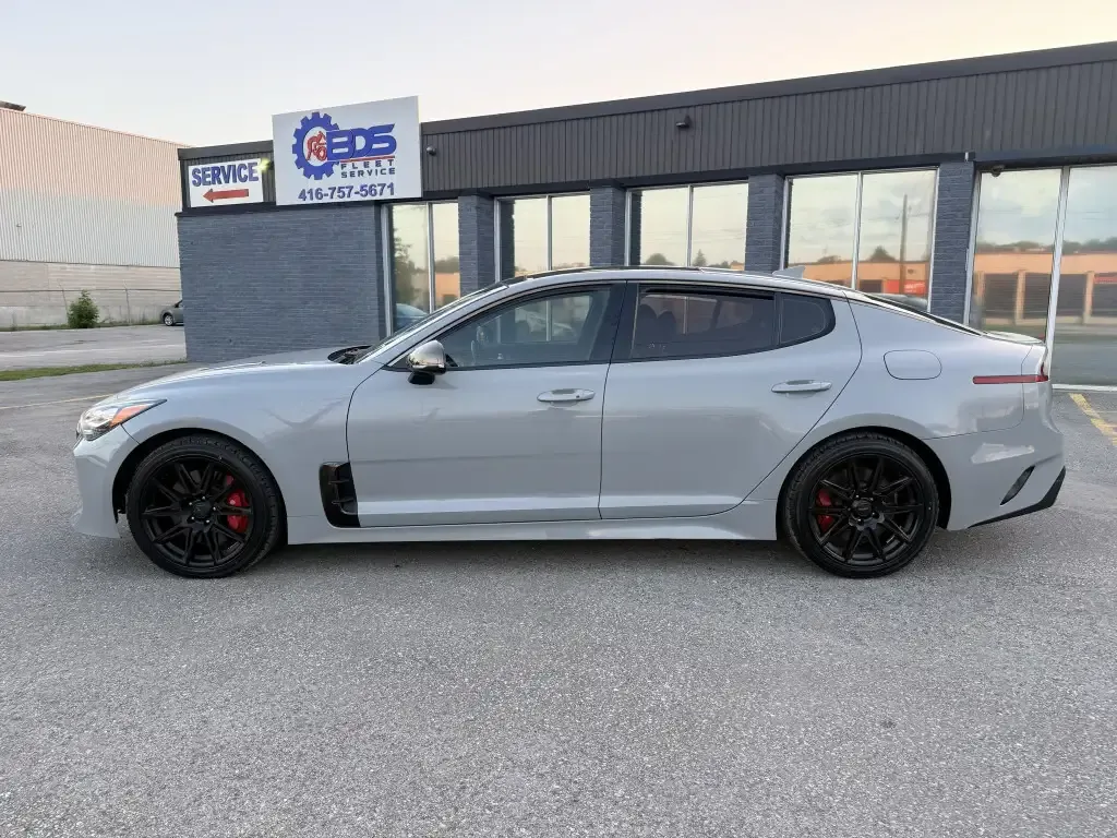 Kia Stinger 2018 photo 2