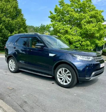 Land Rover Discovery 5