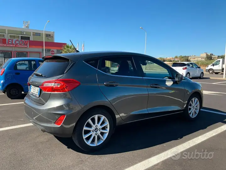 Ford Fiesta 2019 photo 3