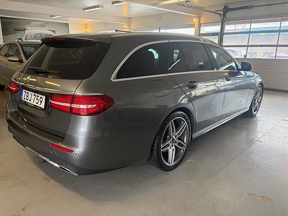 Mercedes-Benz E220 2018 photo 3