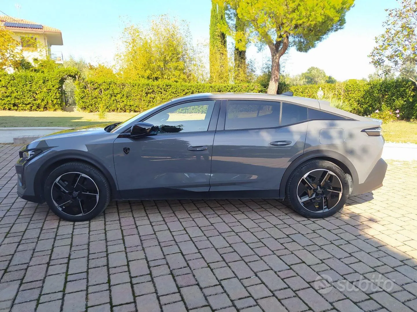Peugeot 408 2024 photo 2
