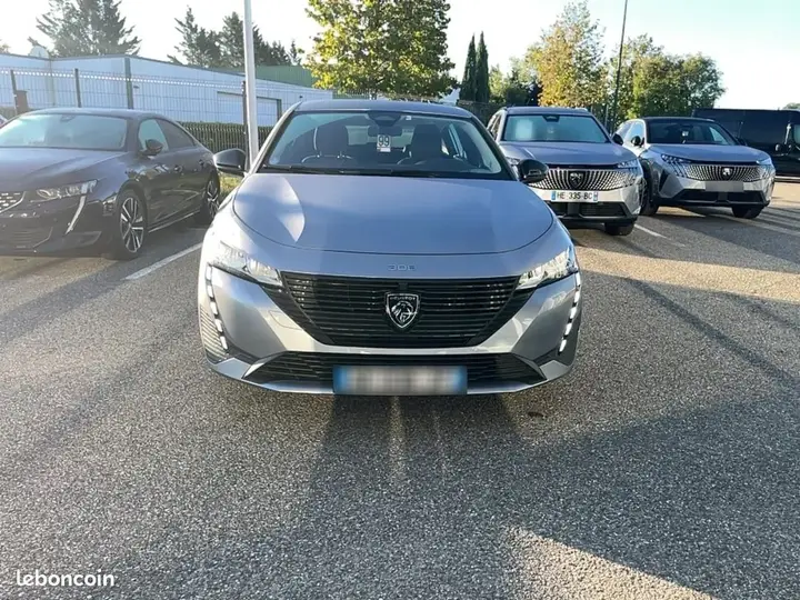 Peugeot 308 2022 photo 2