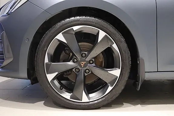 Cupra Leon 2023 photo 3