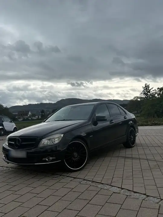 Mercedes-Benz C180