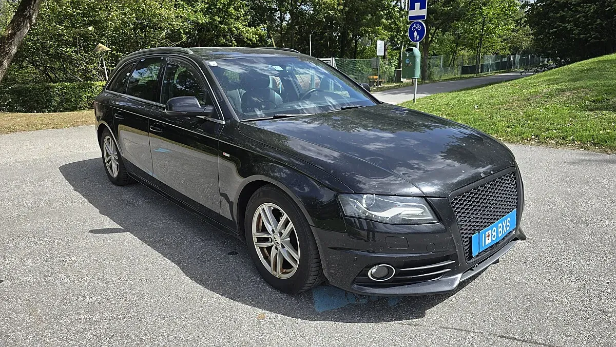 Audi A4 Avant 2011 photo 3