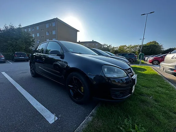 Volkswagen Golf Iv 2004 photo 2