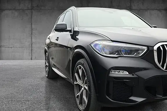 BMW X5 2020 photo 2