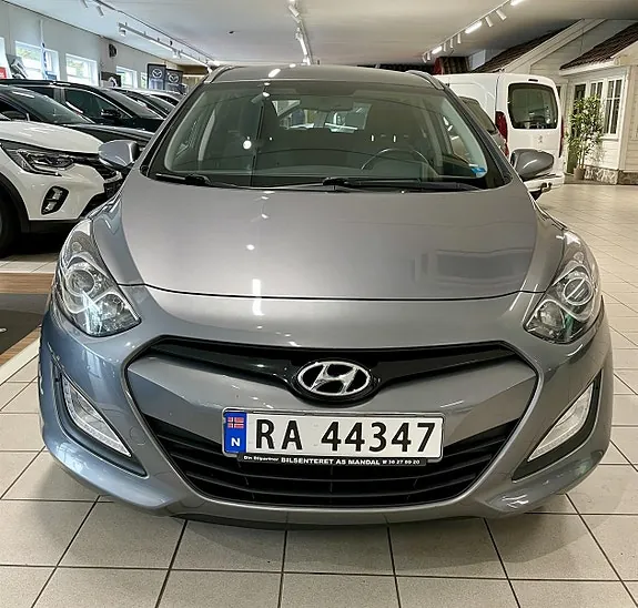 Hyundai I30 2013 photo 2