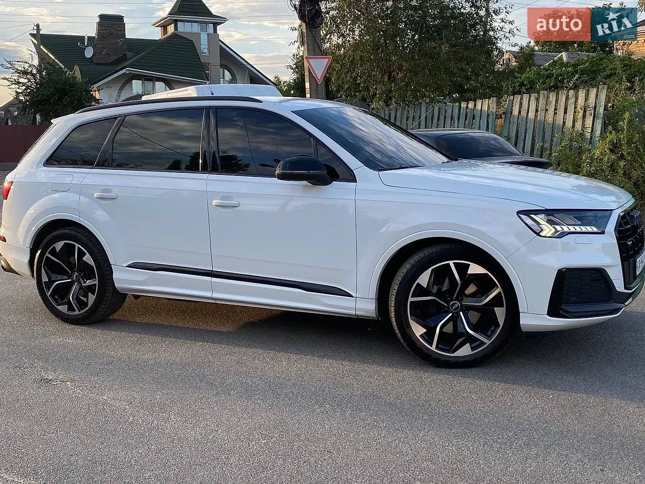 Audi Q7 2020 photo 3
