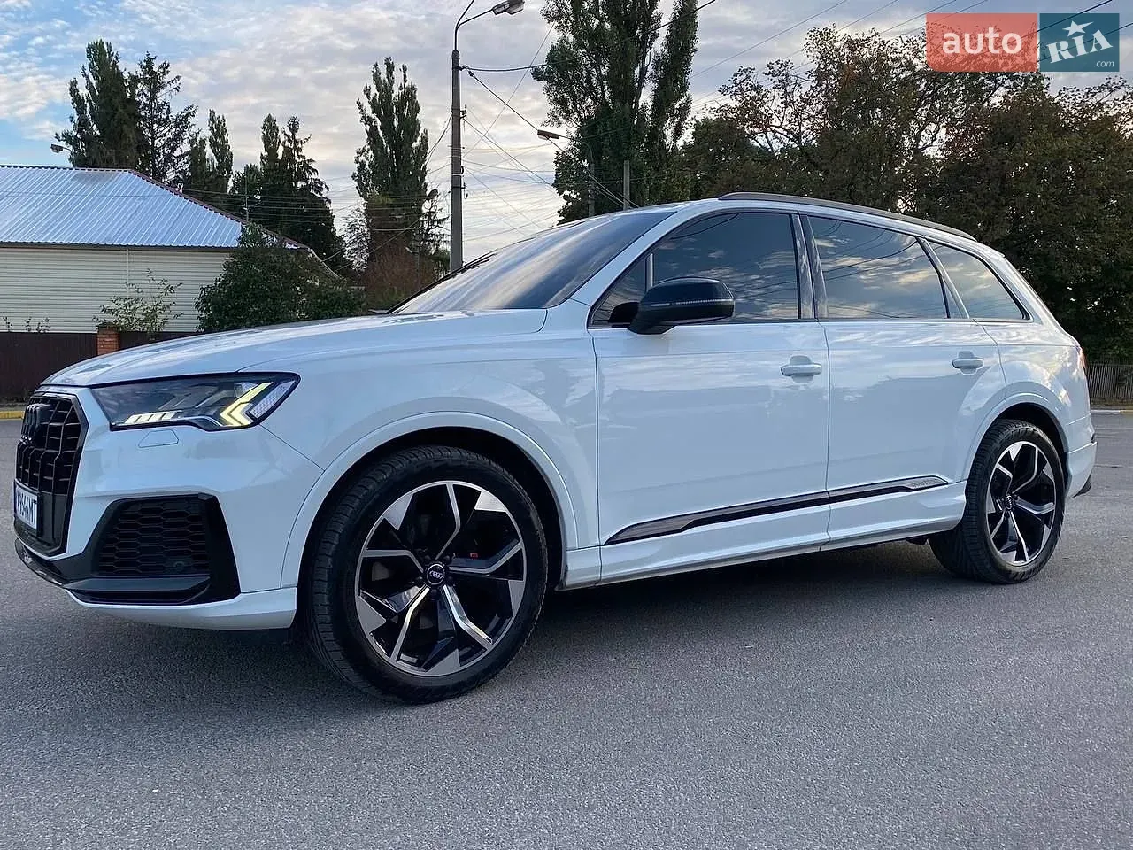 Audi Q7 2020 photo 2