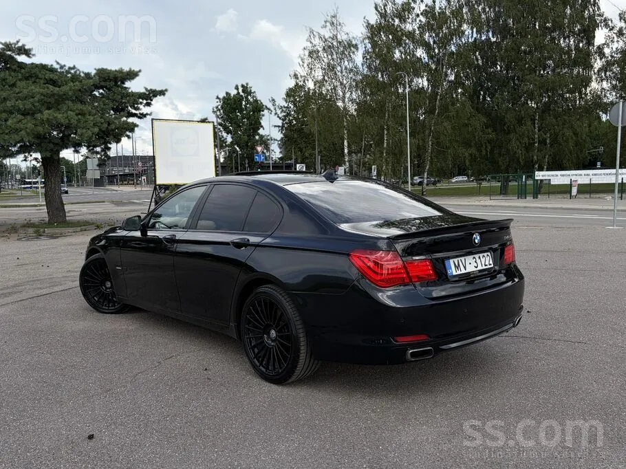 BMW 740 2009 photo 5