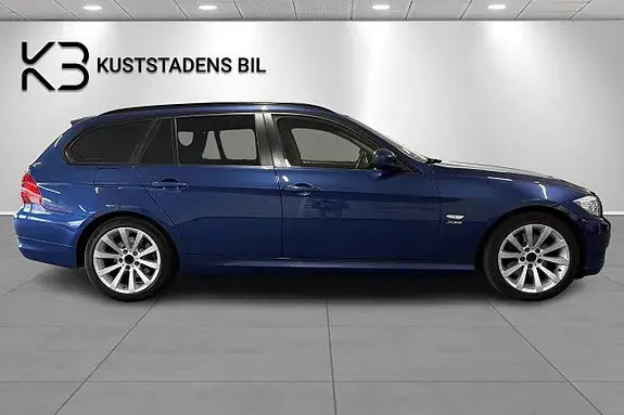 BMW 320D 2011 photo 2