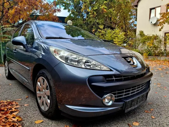 Peugeot 207