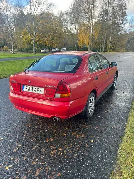 Mitsubishi Carisma 1996 photo 3