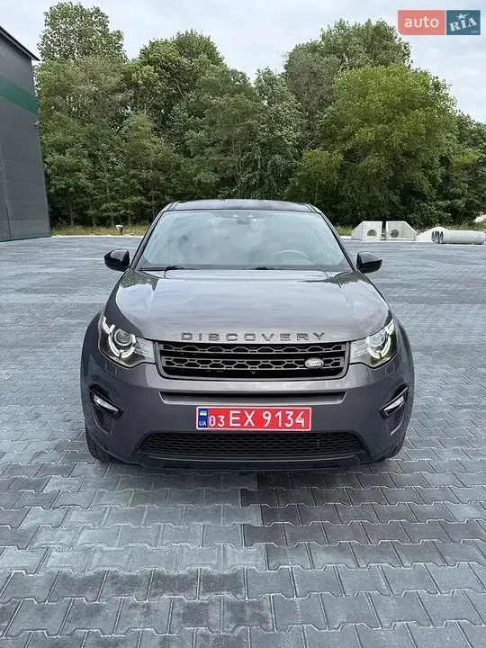 Land Rover Discovery Sport 2016 photo 2