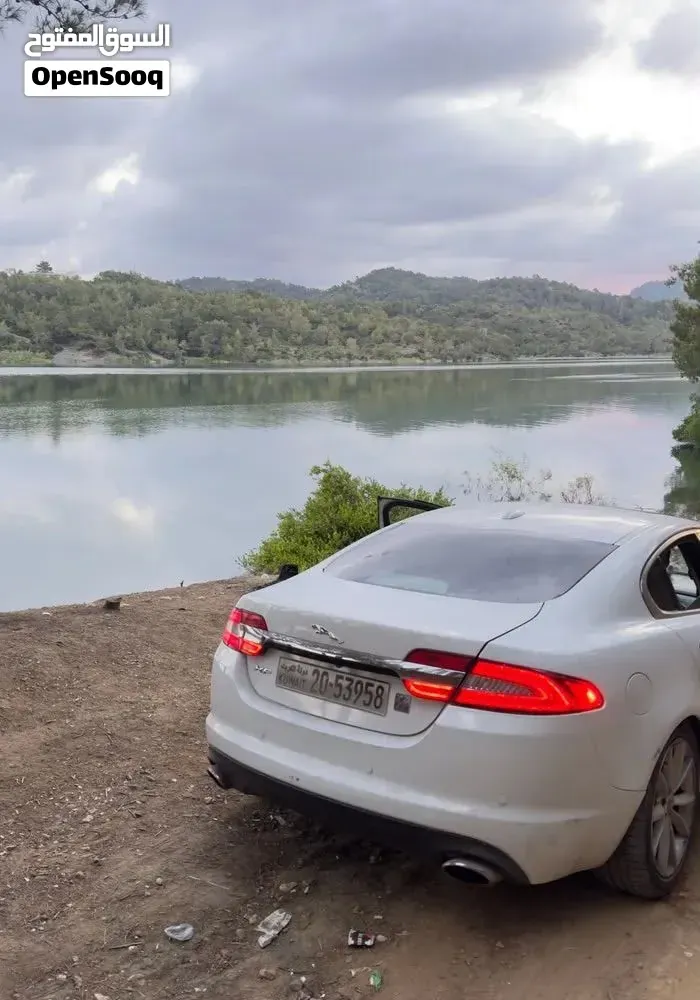 Jaguar Xf 2012 photo 4