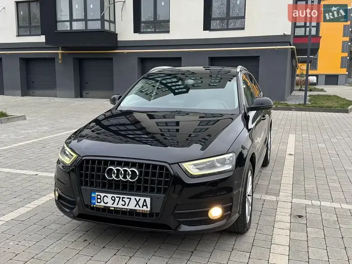 Audi Q3 2011 photo 5