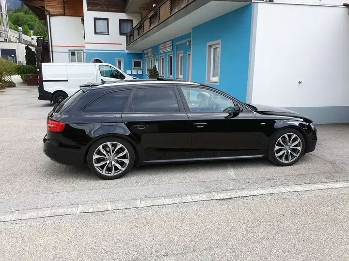 Audi A4 2014 photo 3