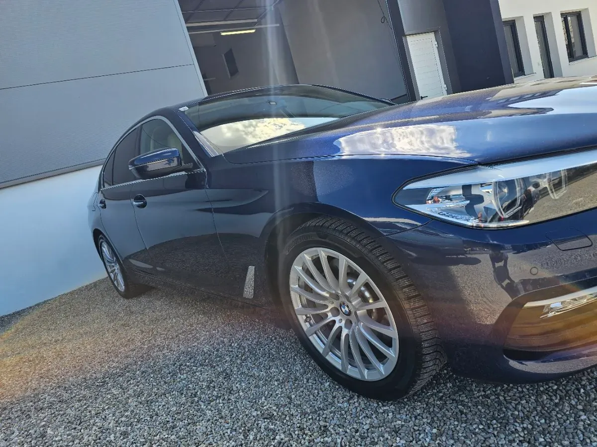 BMW 5 Series 2018 photo 3