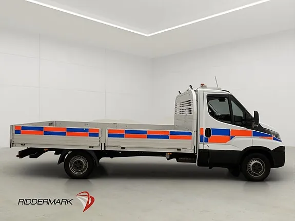 Iveco Daily 2015 photo 2