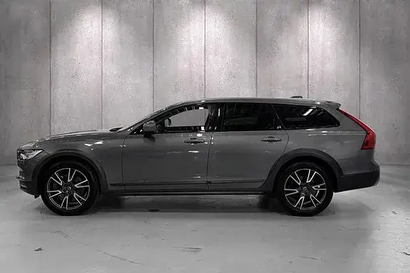 Volvo V90 Cross Country 2017 photo 4