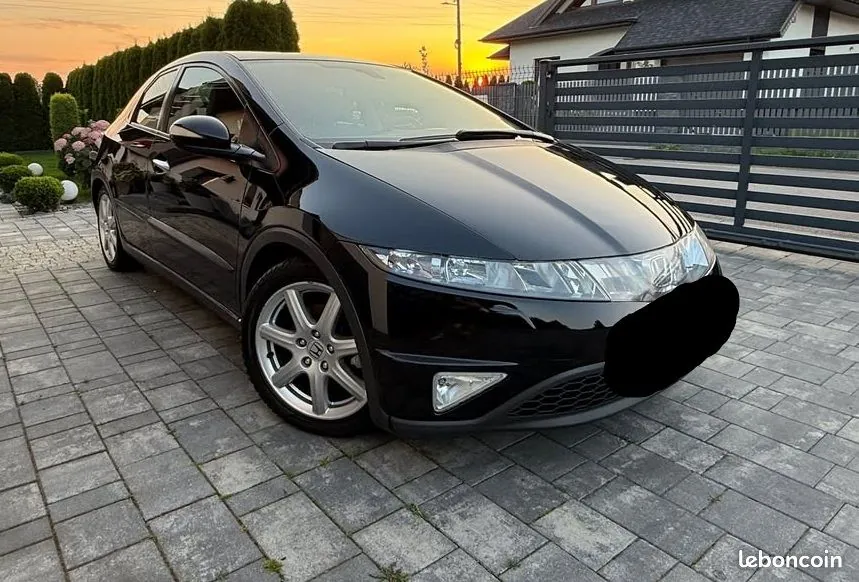 Honda Civic 2008 photo 2