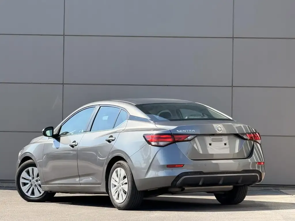 Nissan Sentra 2023 photo 5