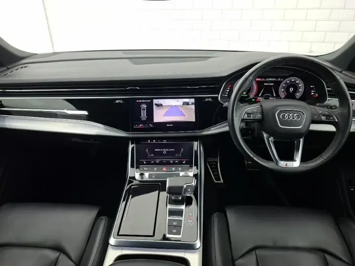 Audi Q7 2023 photo 3