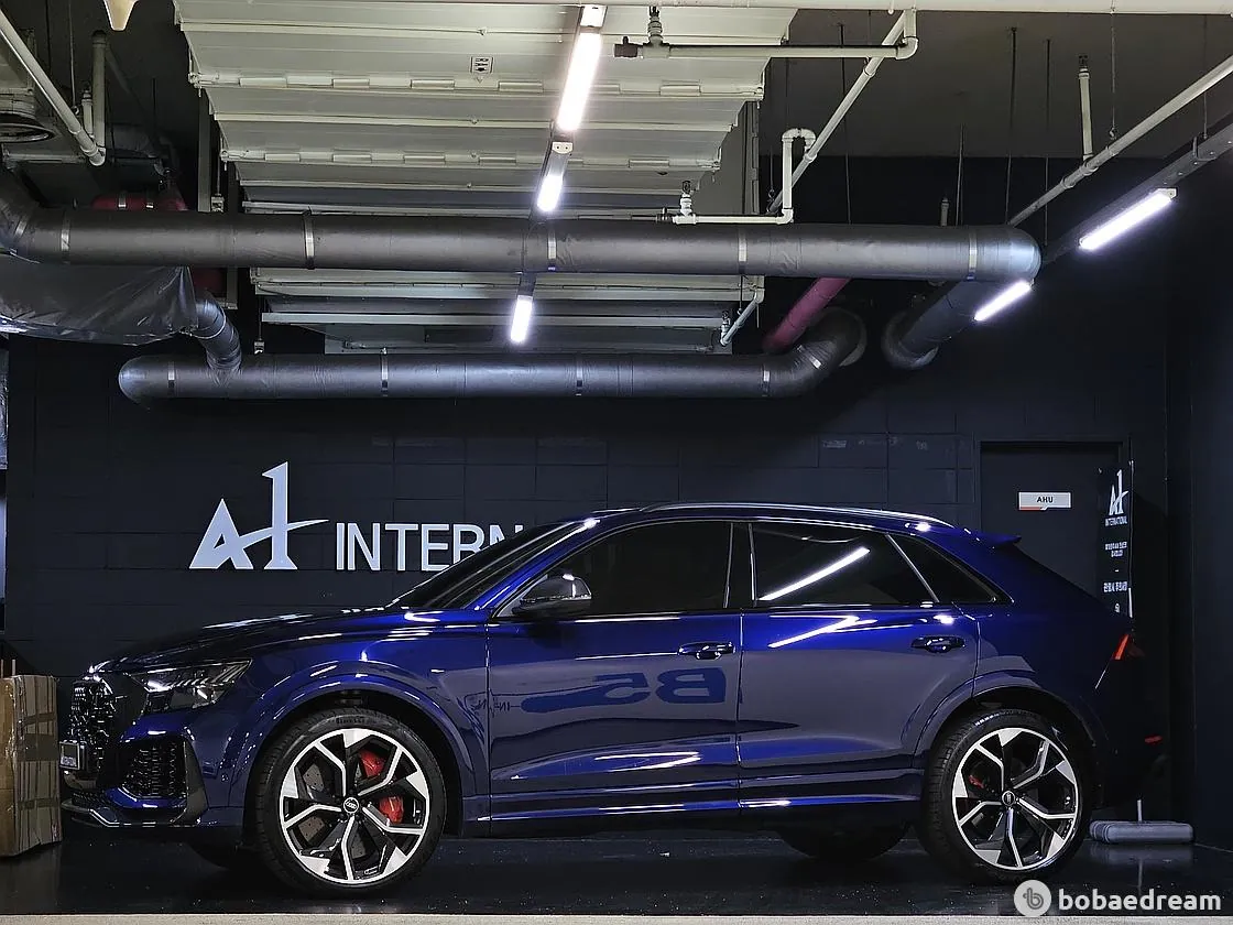 Audi Rs Q8 2021 photo 2
