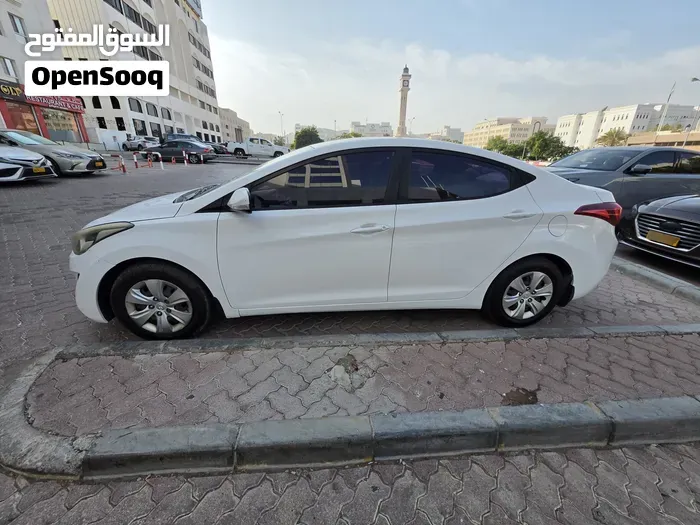 Hyundai Elantra 2015 photo 4