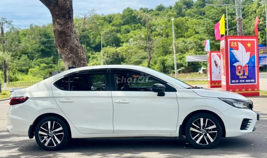 Honda City 2022 photo 4