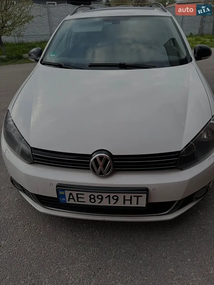Volkswagen Golf 2012 photo 3