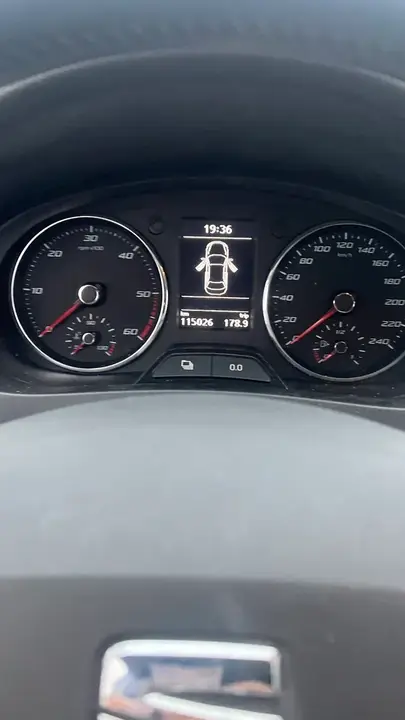 Seat Toledo 2016 photo 2