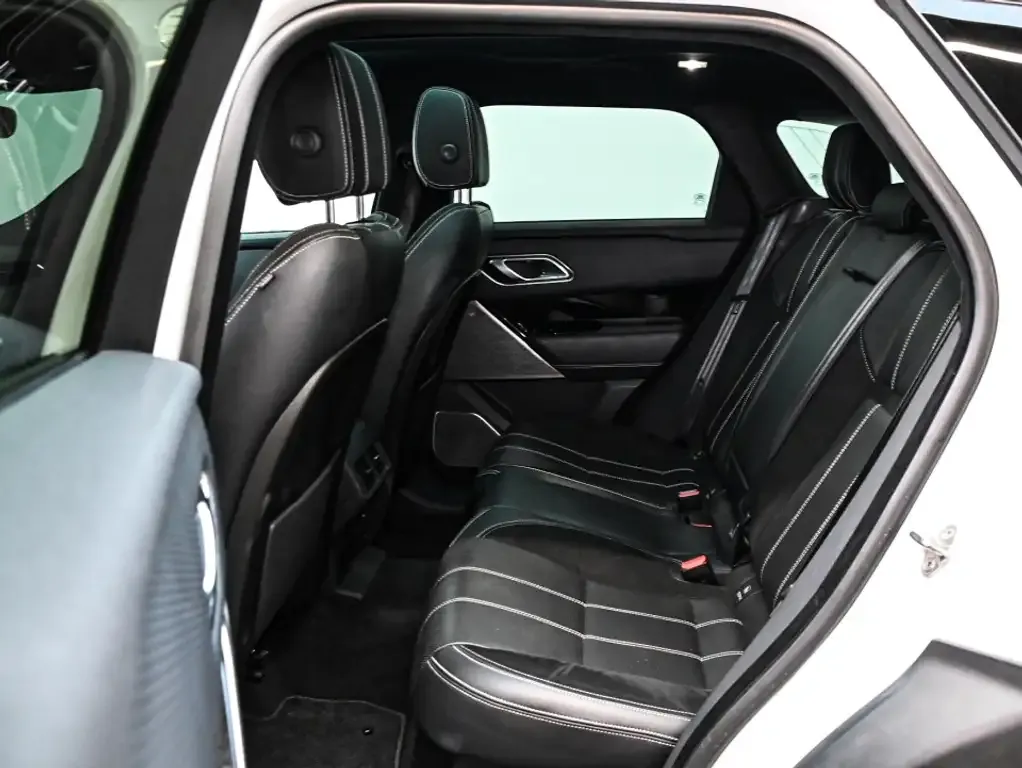 Land Rover Range Rover Velar 2018 photo 4