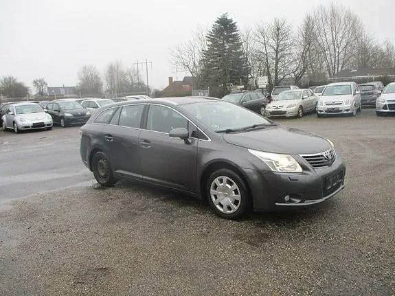 Toyota Avensis 2010 photo 3