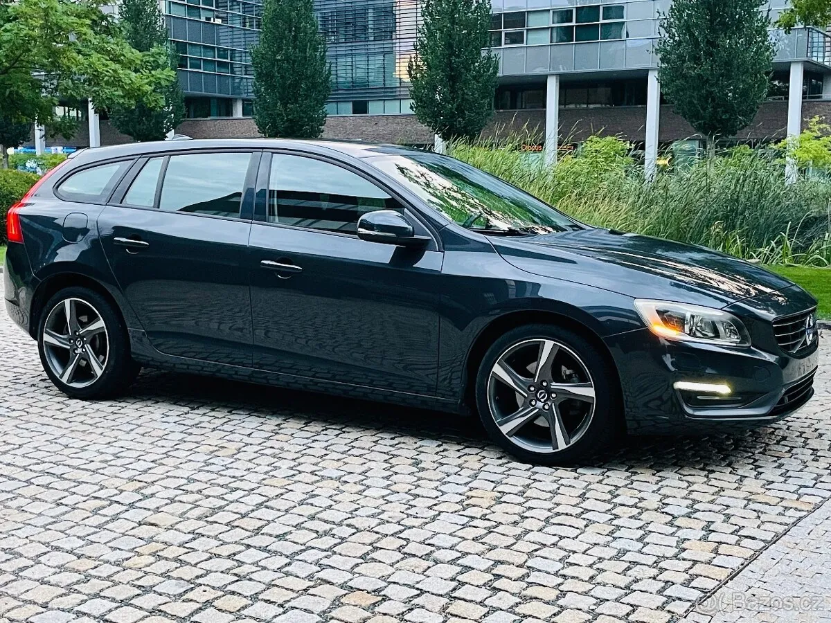 Volvo V60 2015 photo 5