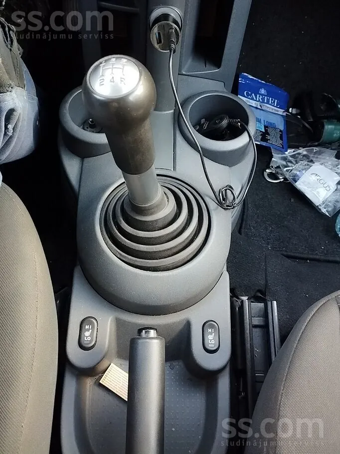 Mitsubishi Colt 2012 photo 2