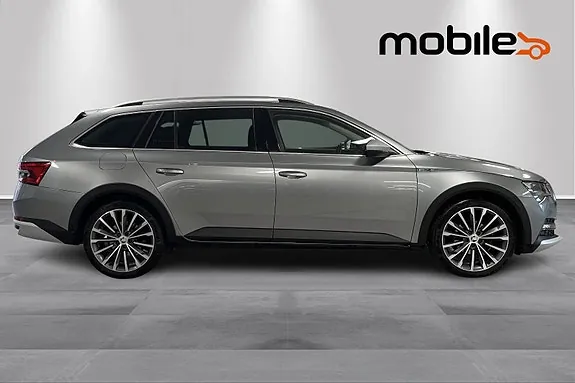 Skoda Superb 2021 photo 2