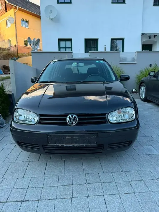 Volkswagen Golf 2003 photo 2