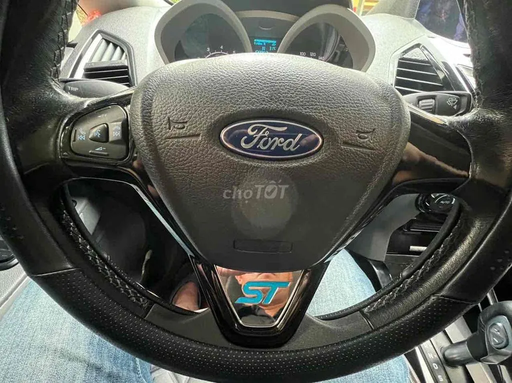 Ford Ecosport 2015 photo 4
