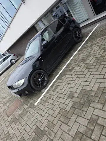 BMW 118I