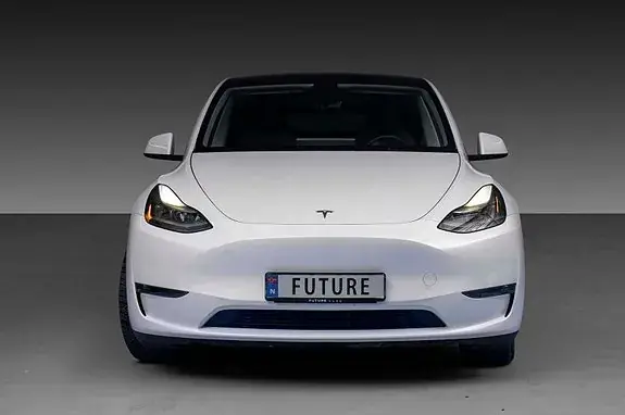 Tesla Model Y 2023 photo 3
