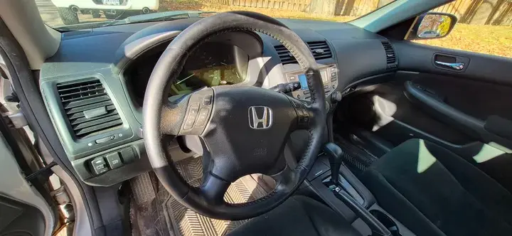 Honda Accord 2007 photo 2