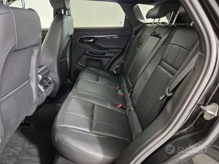 Land Rover Evoque 2021 photo 5