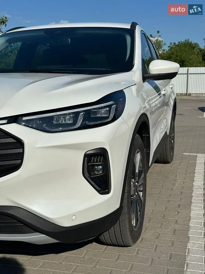 Ford Escape 2024 photo 4
