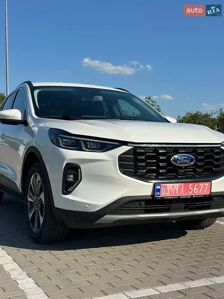 Ford Escape 2024 photo 3