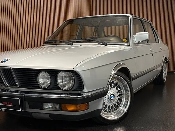 BMW 520I 1985 photo 2