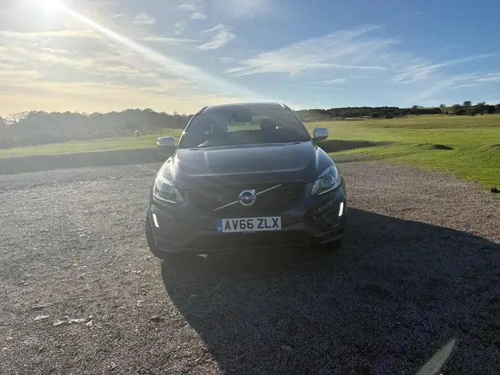 Volvo Xc60 2017 photo 3