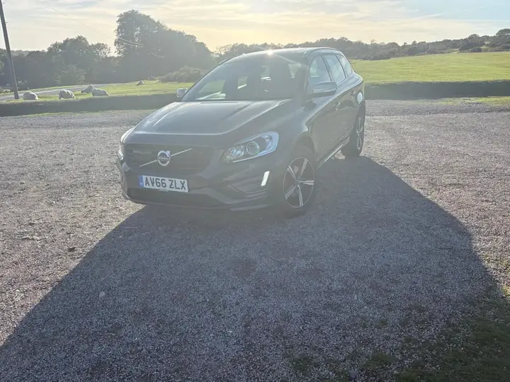 Volvo Xc60 2017 photo 4
