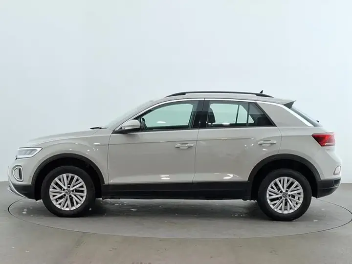 Volkswagen T-Roc 2022 photo 4